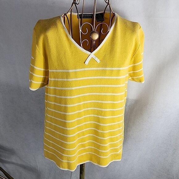 Vintage Yellow Striped Liz Claiborne Knit Short Sleeved Sweater Size M - Picture 1 of 6